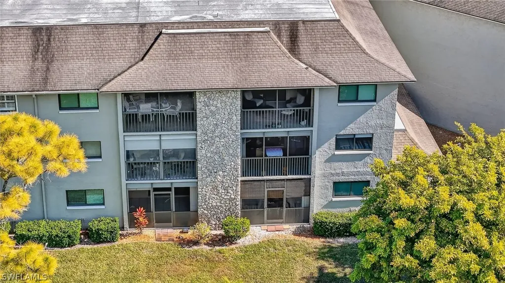 5773 Gage Lane Naples FL 34113
