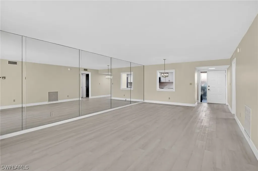 5773 Gage Lane Naples FL 34113
