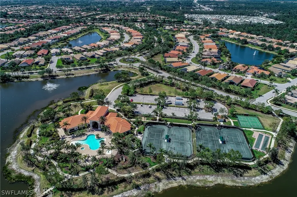 19500 La Serena Drive Estero FL 33967