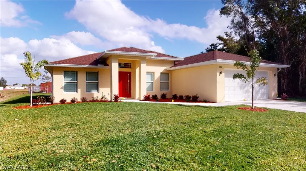 621 NW 7th Place Cape Coral FL 33993