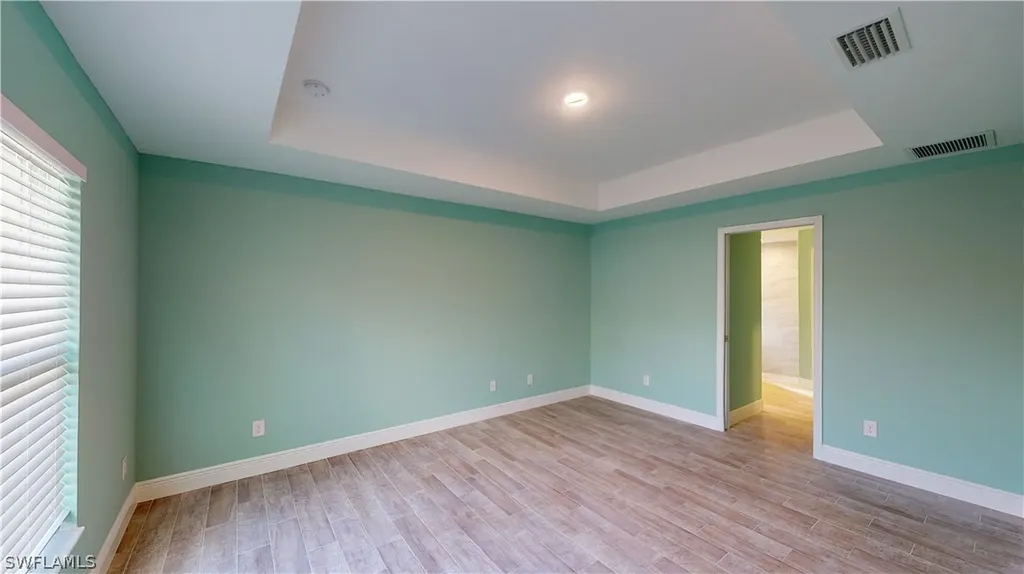 621 NW 7th Place Cape Coral FL 33993