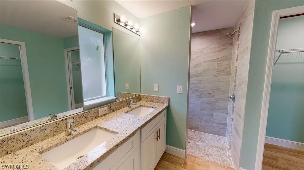 621 NW 7th Place Cape Coral FL 33993