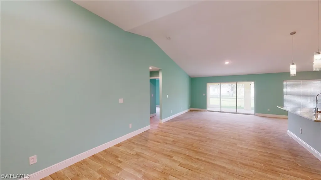 621 NW 7th Place Cape Coral FL 33993