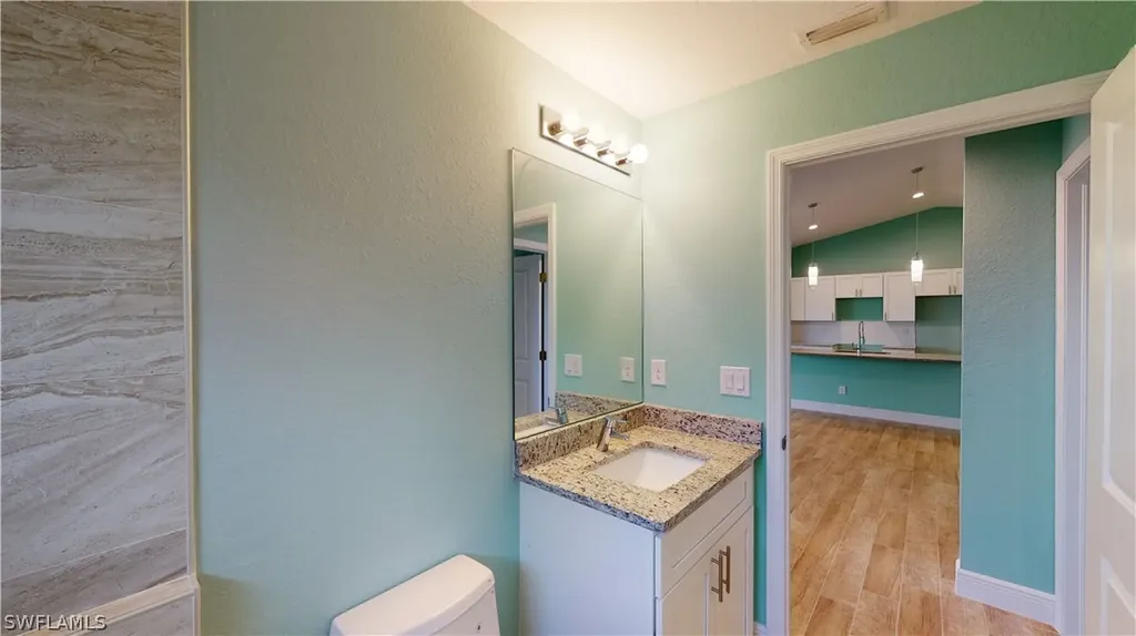 621 NW 7th Place Cape Coral FL 33993