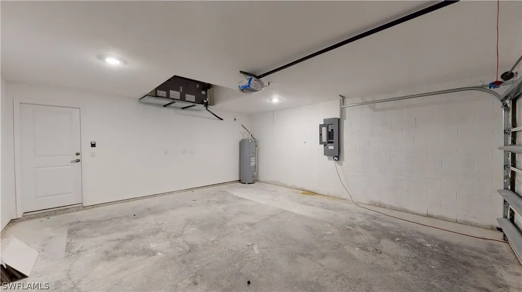 621 NW 7th Place Cape Coral FL 33993