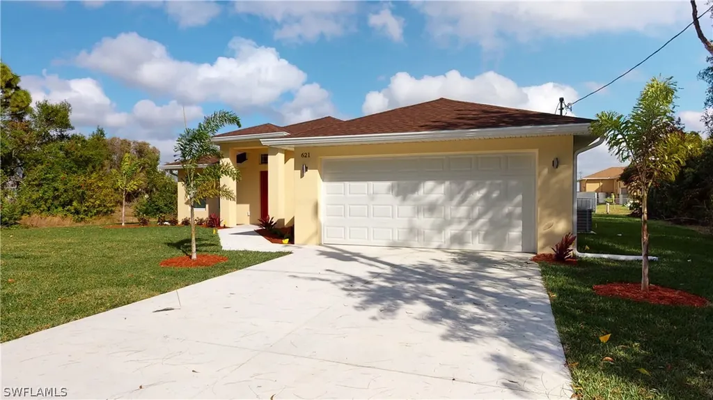 621 NW 7th Place Cape Coral FL 33993