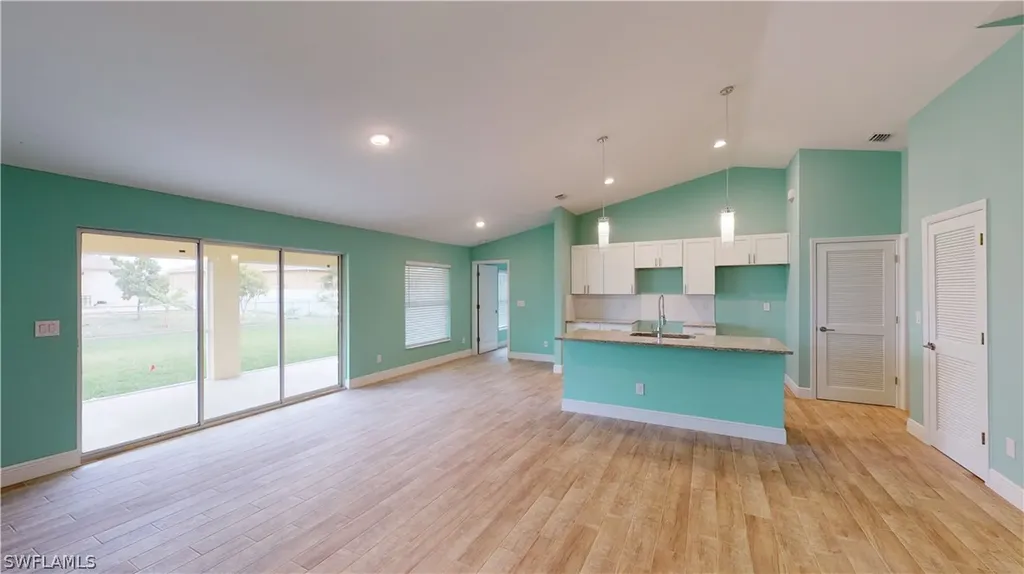 621 NW 7th Place Cape Coral FL 33993