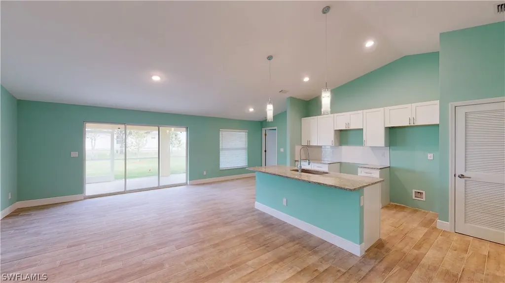 621 NW 7th Place Cape Coral FL 33993
