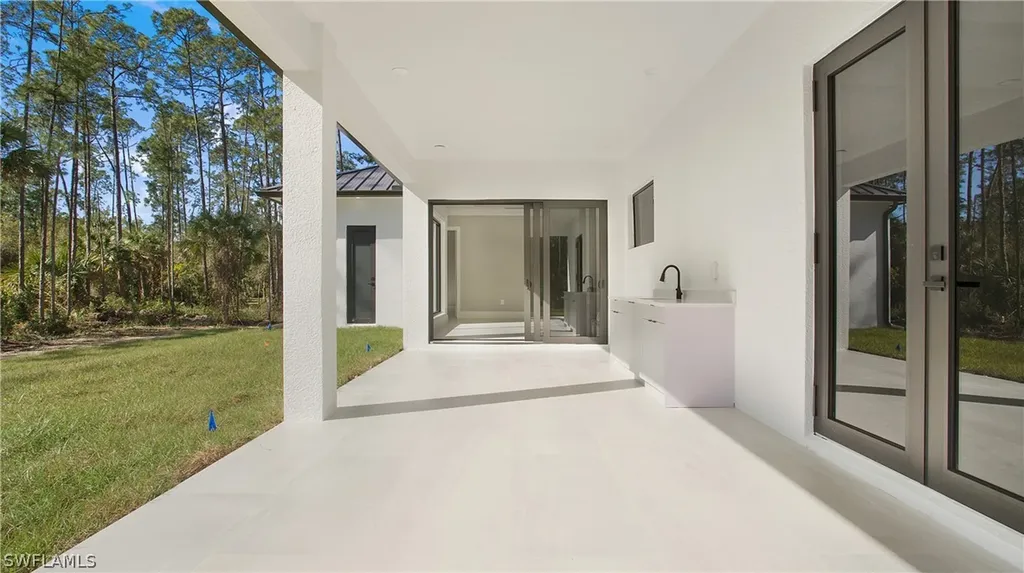 3518 2nd Avenue SE Naples FL 34117