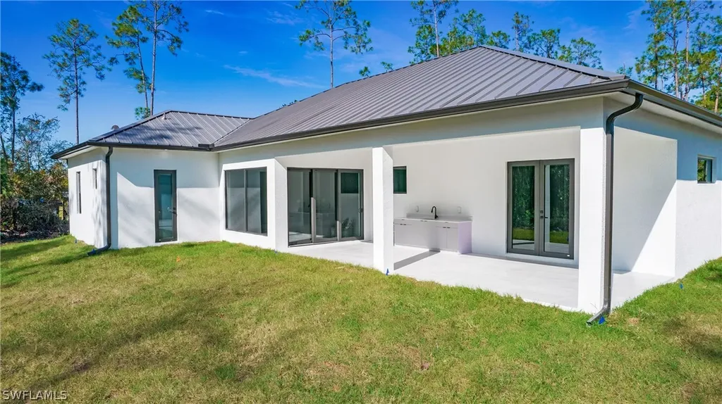 3518 2nd Avenue SE Naples FL 34117