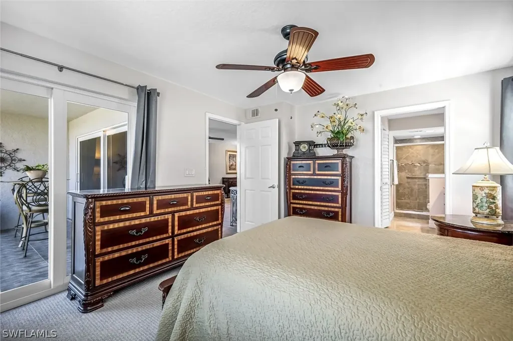 9580 Victoria Lane Naples FL 34109