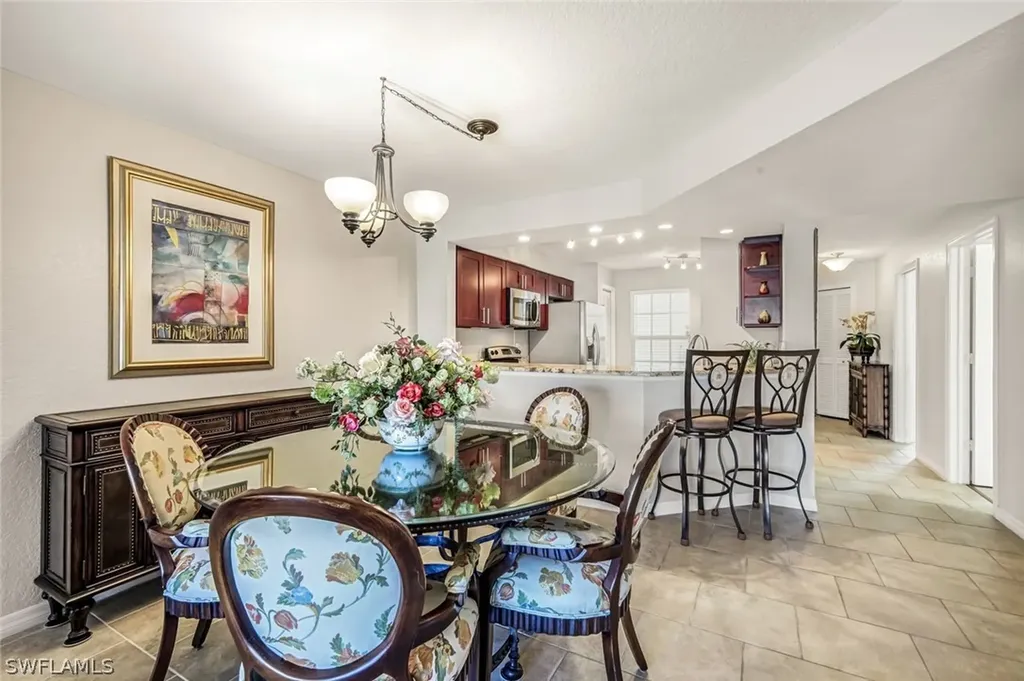 9580 Victoria Lane Naples FL 34109
