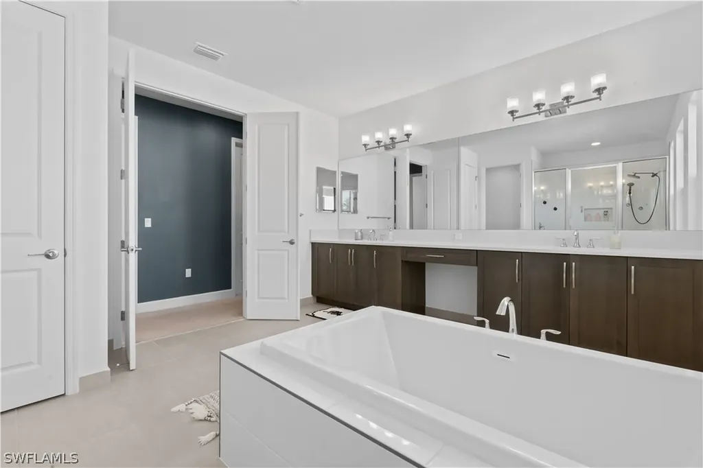 20860 Thistle Leaf Lane Estero FL 33928