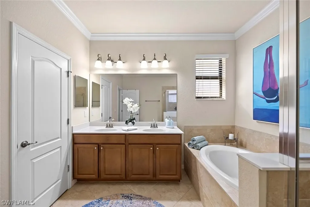 3827 Treasure Cove Circle Naples FL 34114