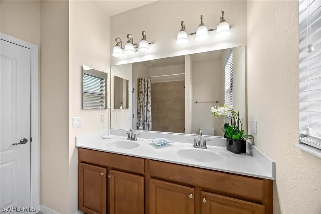 3827 Treasure Cove Circle Naples FL 34114