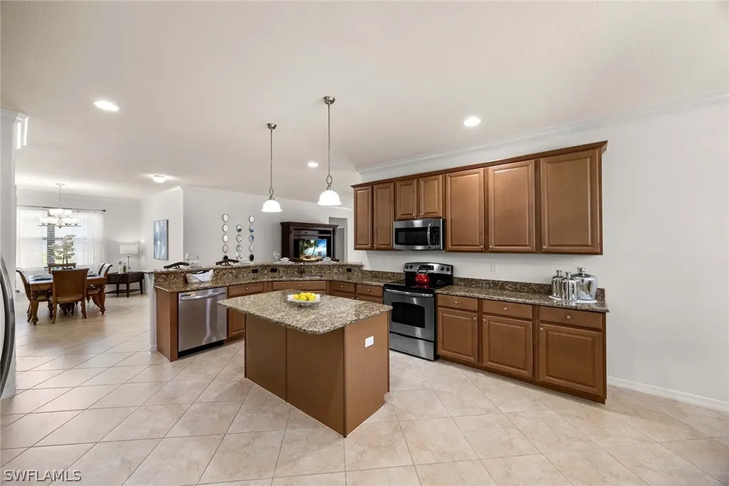 3827 Treasure Cove Circle Naples FL 34114
