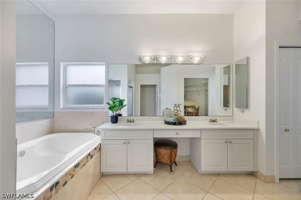2237 Heritage Greens Drive Naples FL 34119