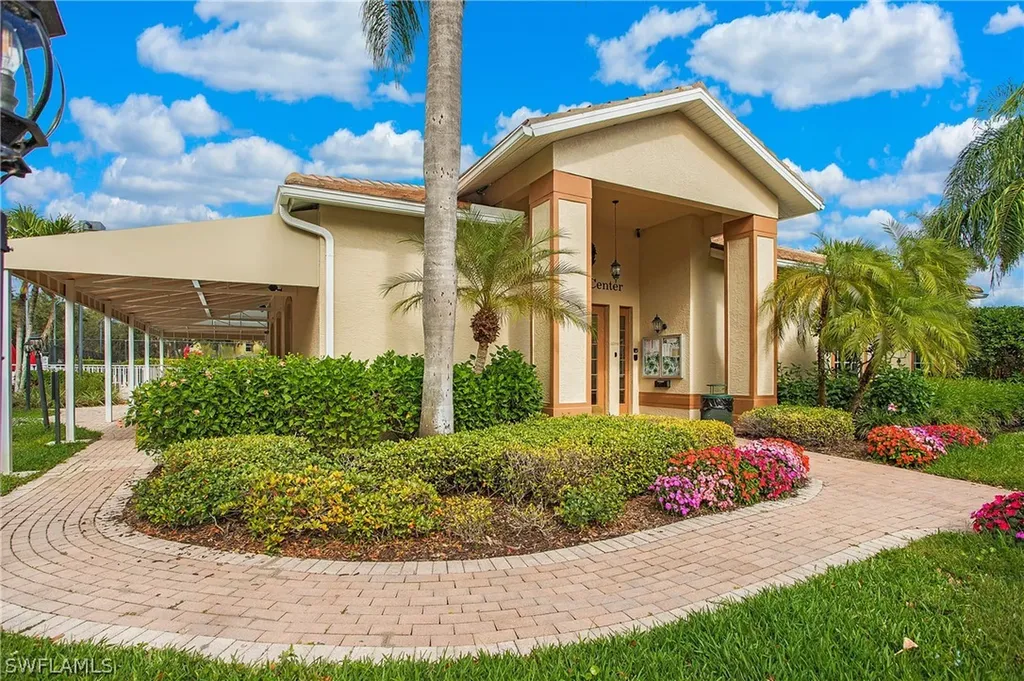 2237 Heritage Greens Drive Naples FL 34119