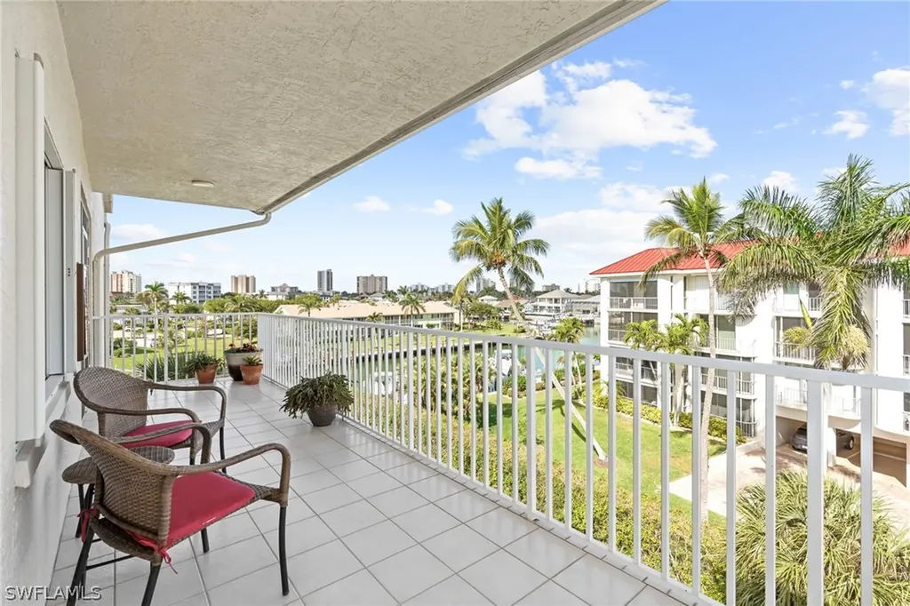 870 Collier Court Marco Island FL 34145