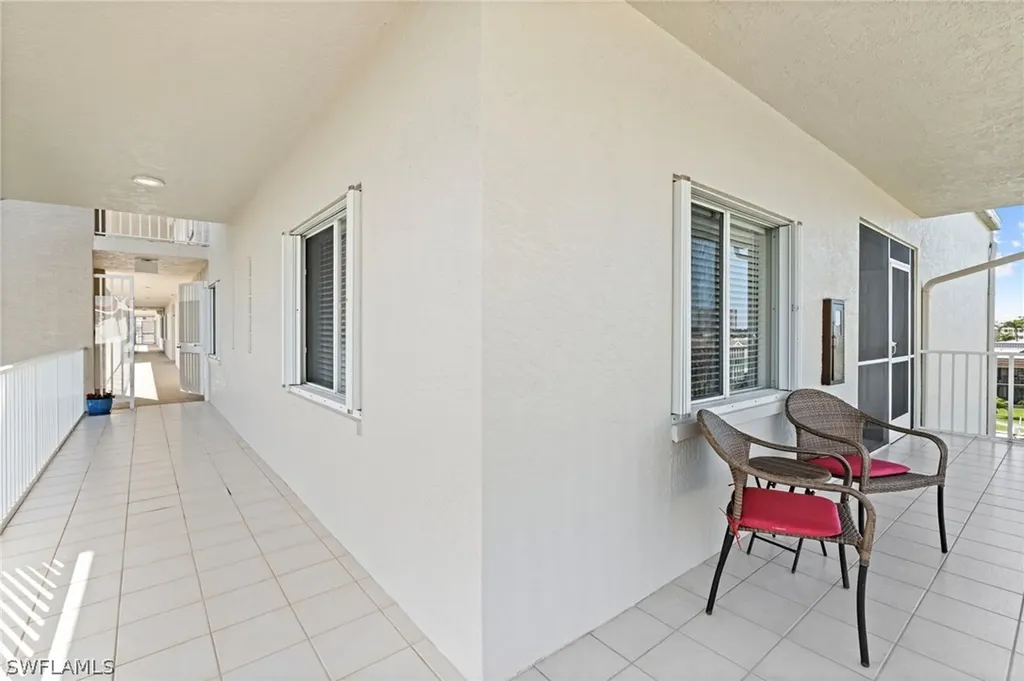 870 Collier Court Marco Island FL 34145