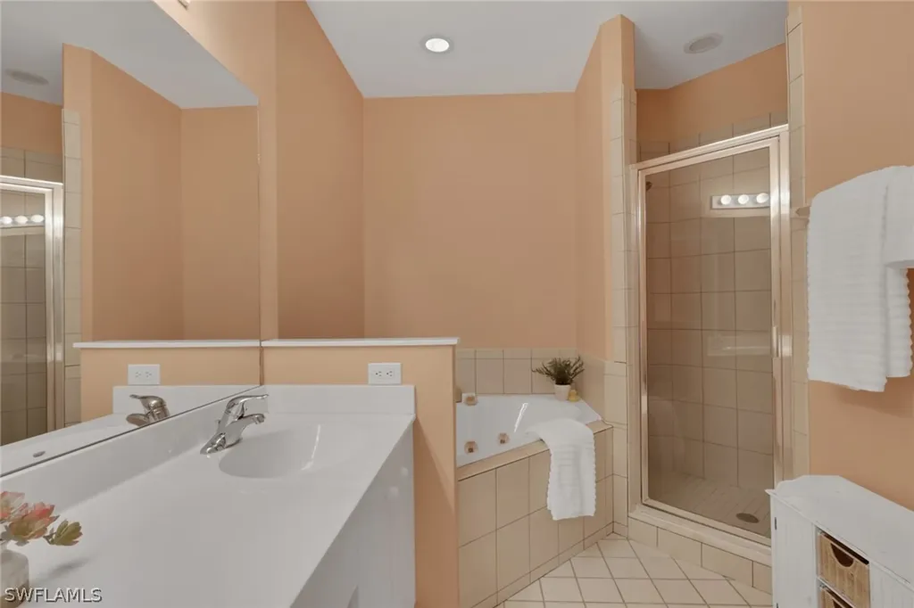 605 Lalique Circle Naples FL 34119