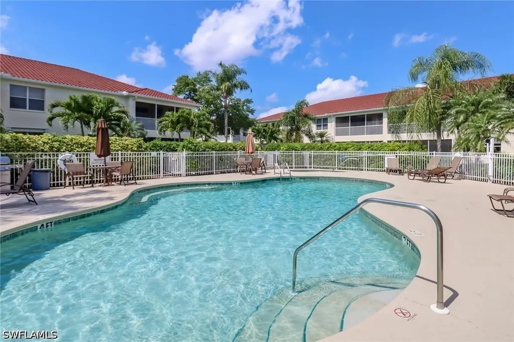 605 Lalique Circle Naples FL 34119