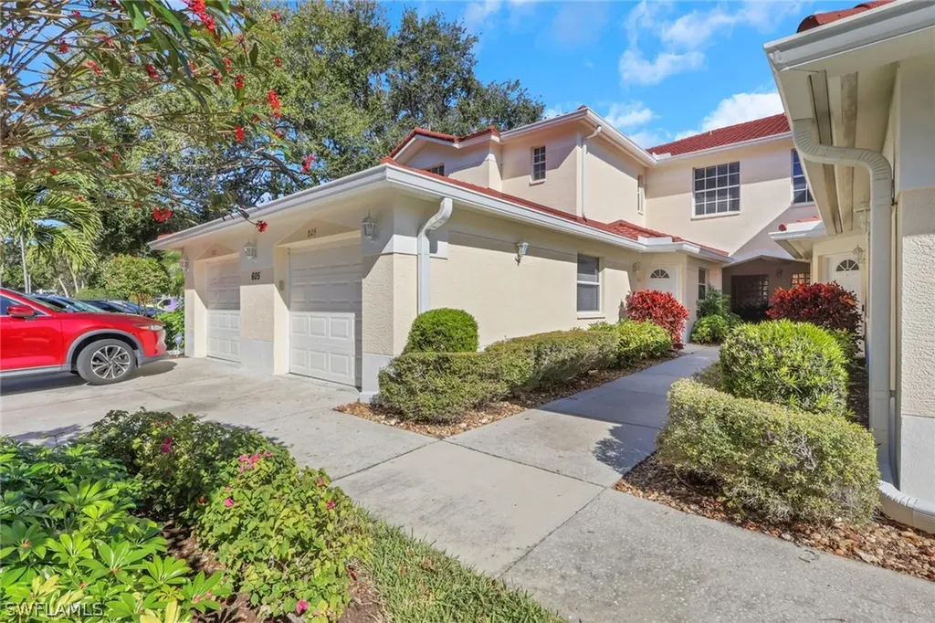 605 Lalique Circle Naples FL 34119