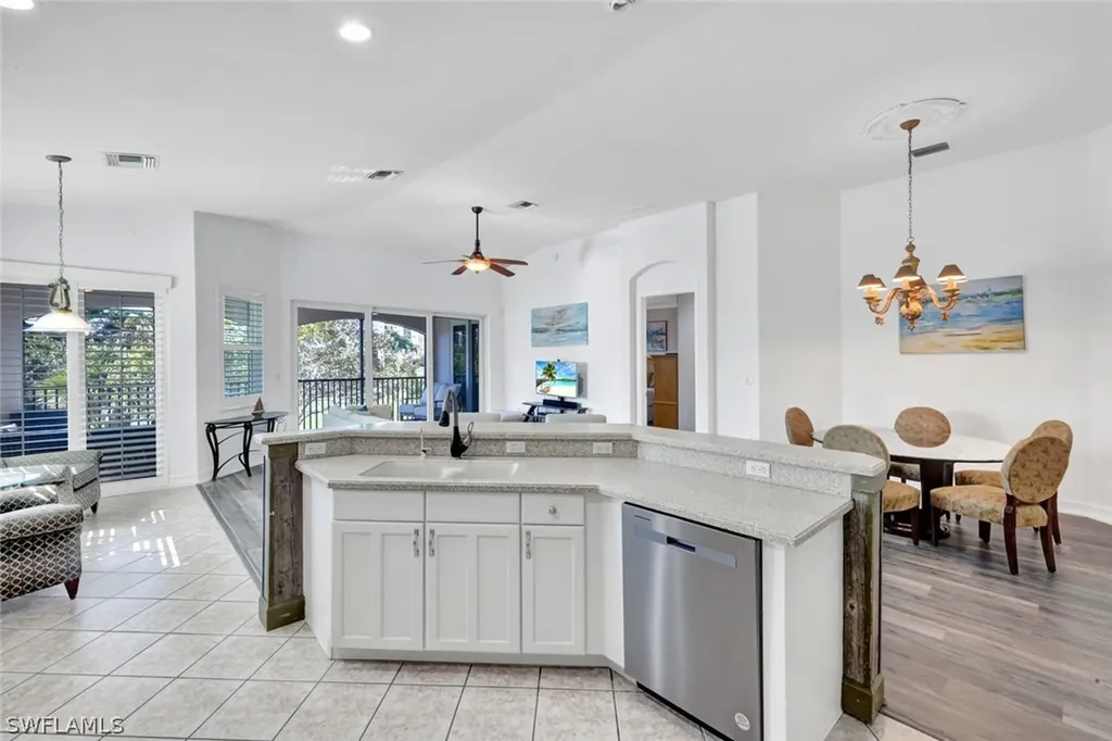 1277 Rialto Way Naples FL 34114
