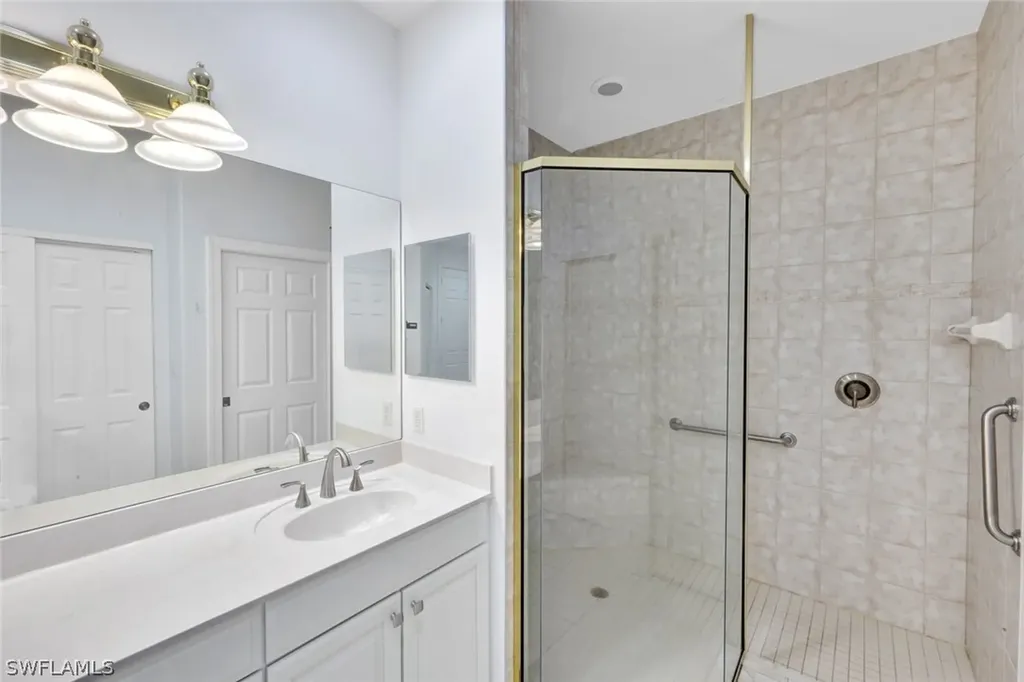1277 Rialto Way Naples FL 34114