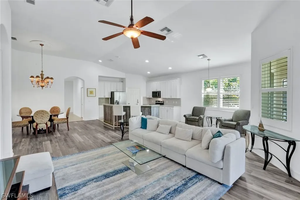 1277 Rialto Way Naples FL 34114