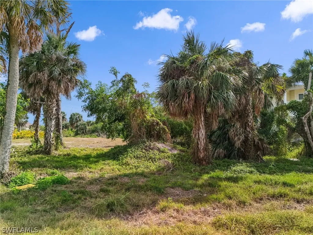 13407 Electron Drive Fort Myers FL 33908