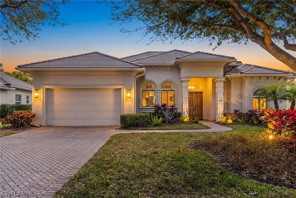 347 Saddlebrook Lane Naples FL 34110
