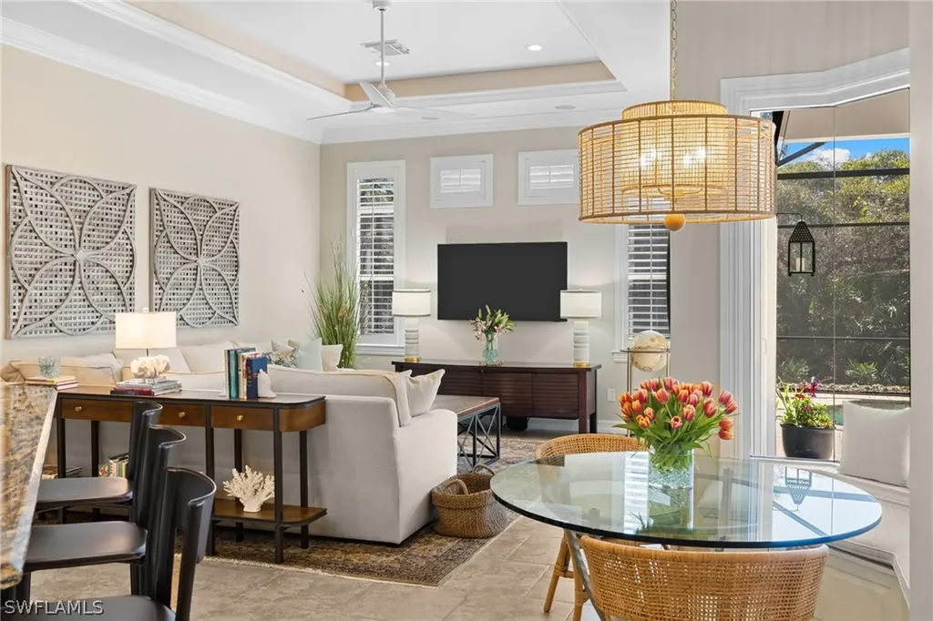 347 Saddlebrook Lane Naples FL 34110