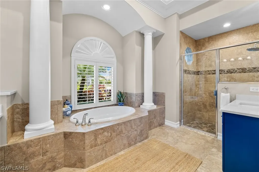 347 Saddlebrook Lane Naples FL 34110