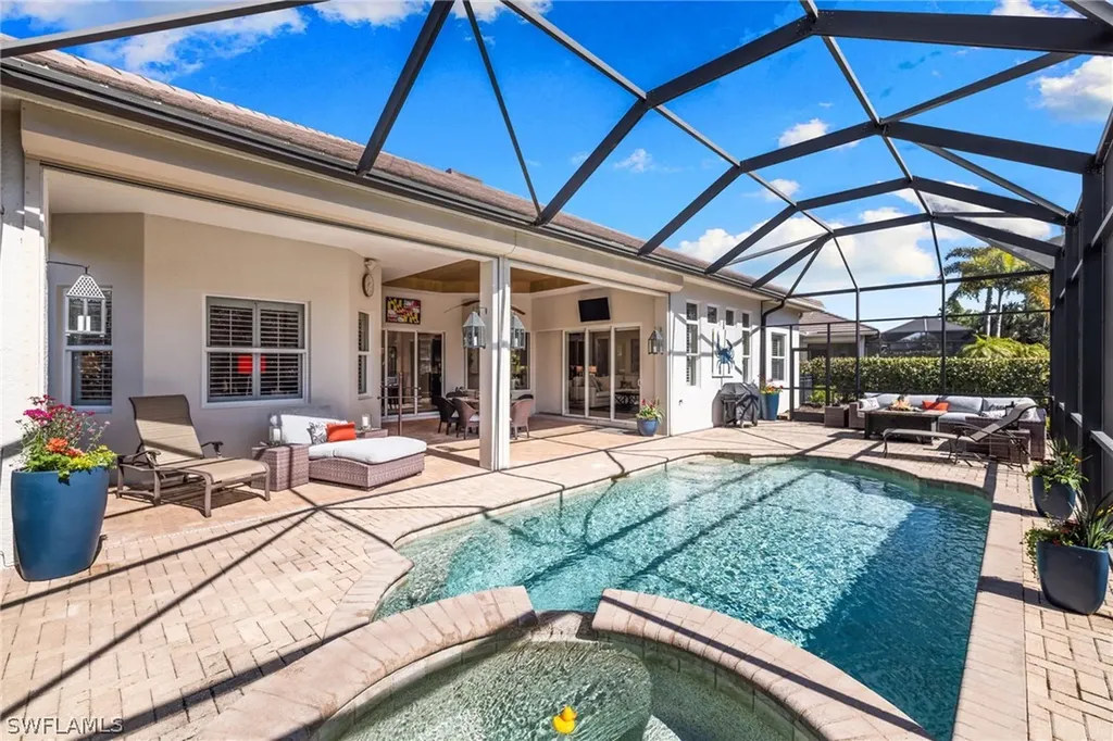 347 Saddlebrook Lane Naples FL 34110