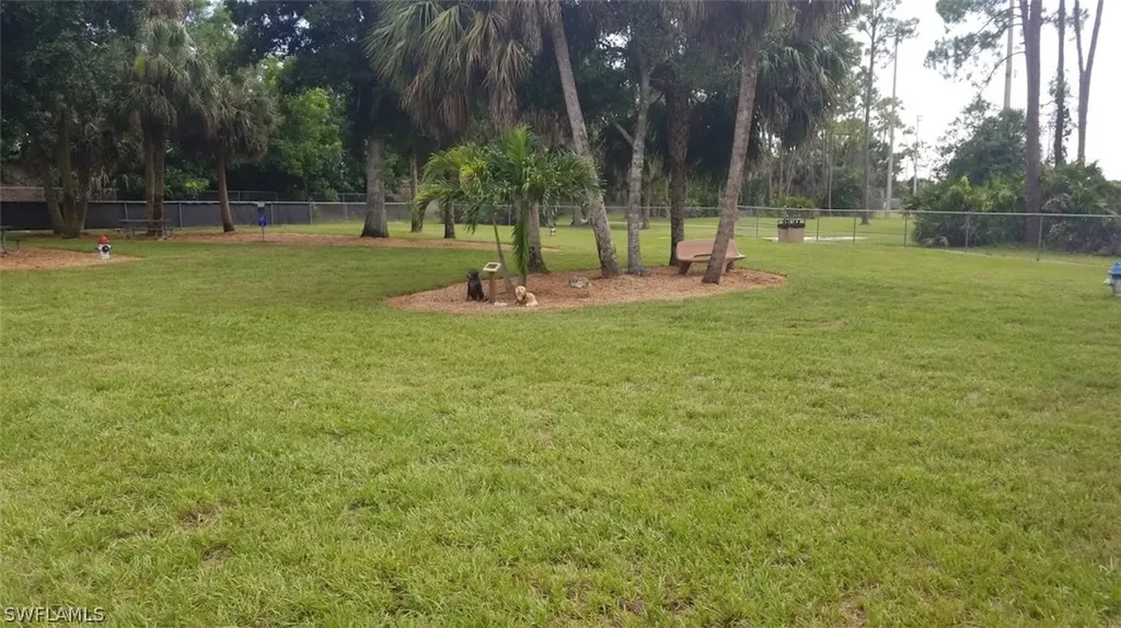 347 Saddlebrook Lane Naples FL 34110