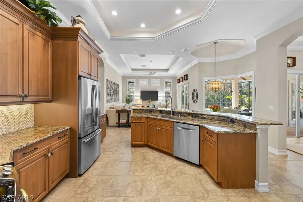 347 Saddlebrook Lane Naples FL 34110