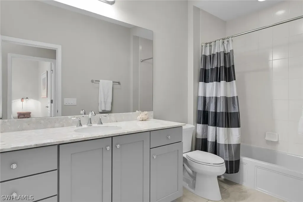 1574 Oceania Drive S Naples FL 34113
