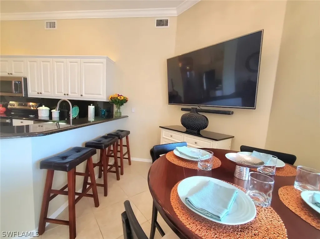 945 Eastham Way Naples FL 34104