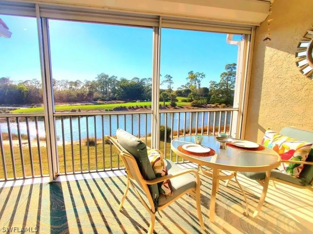 945 Eastham Way Naples FL 34104