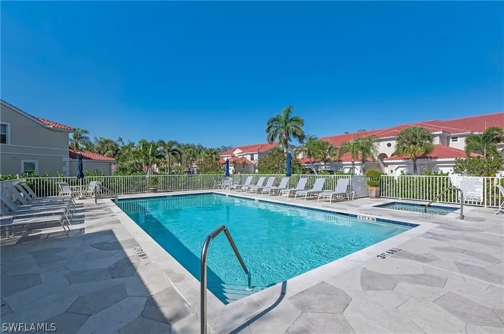 945 Eastham Way Naples FL 34104