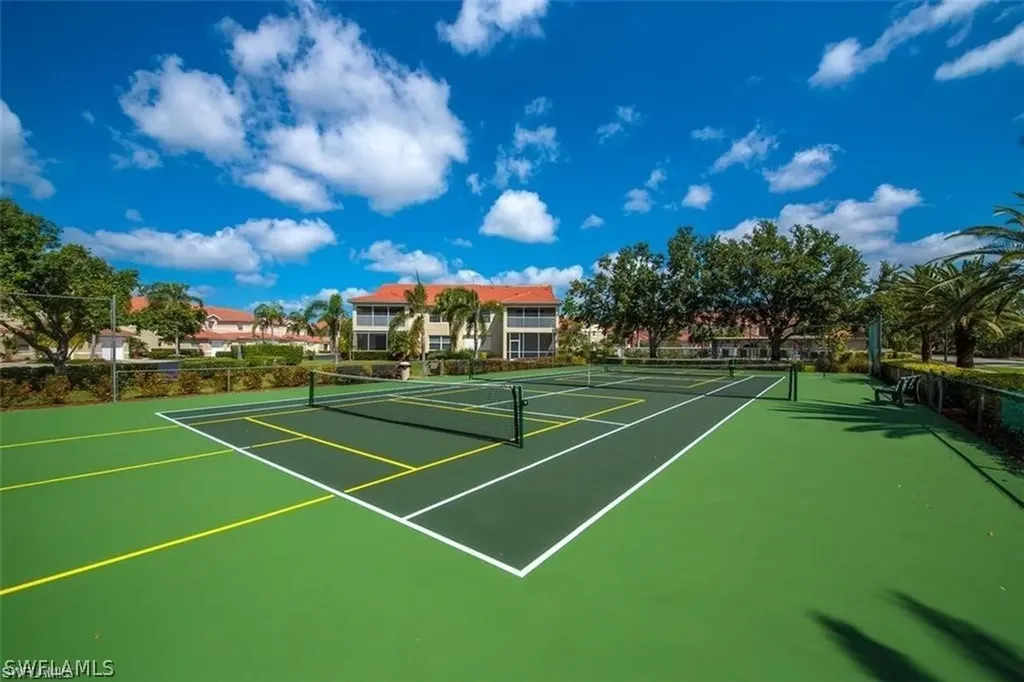 945 Eastham Way Naples FL 34104