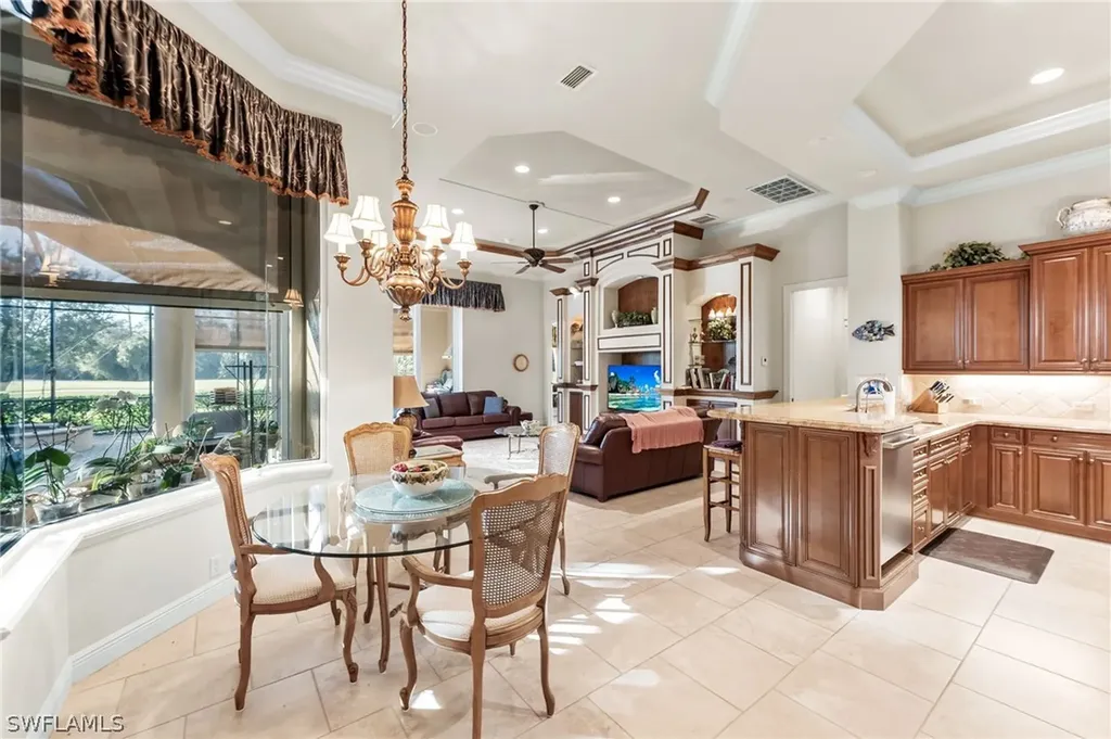 7615 Palmer Court Naples FL 34113