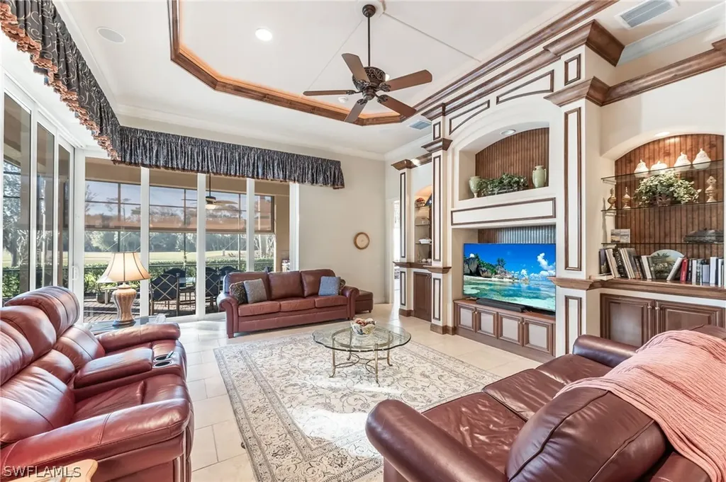 7615 Palmer Court Naples FL 34113