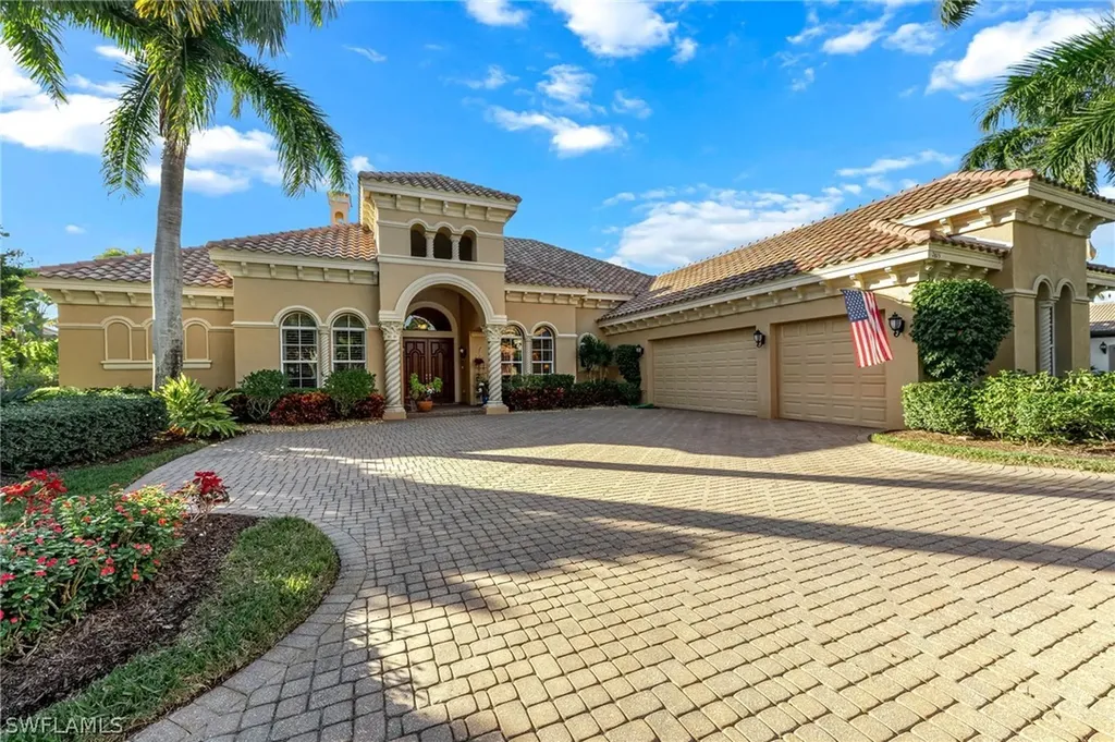 7615 Palmer Court Naples FL 34113