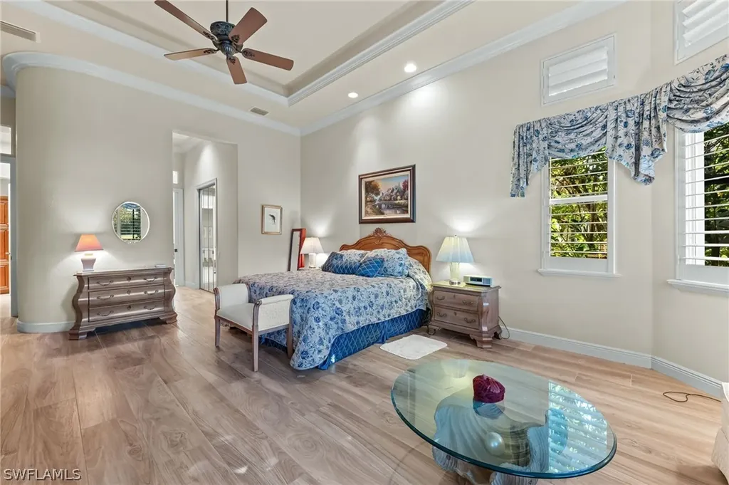 7615 Palmer Court Naples FL 34113