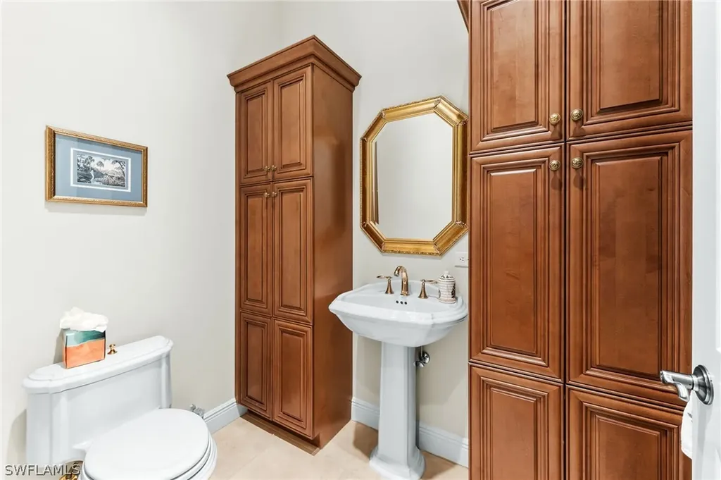 7615 Palmer Court Naples FL 34113