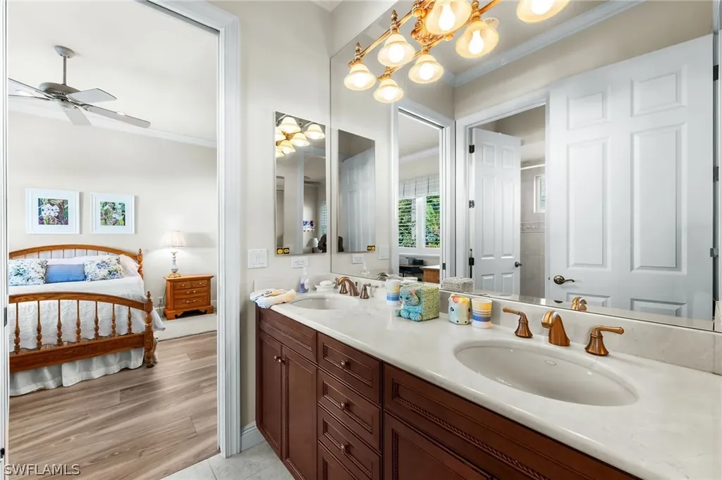 7615 Palmer Court Naples FL 34113