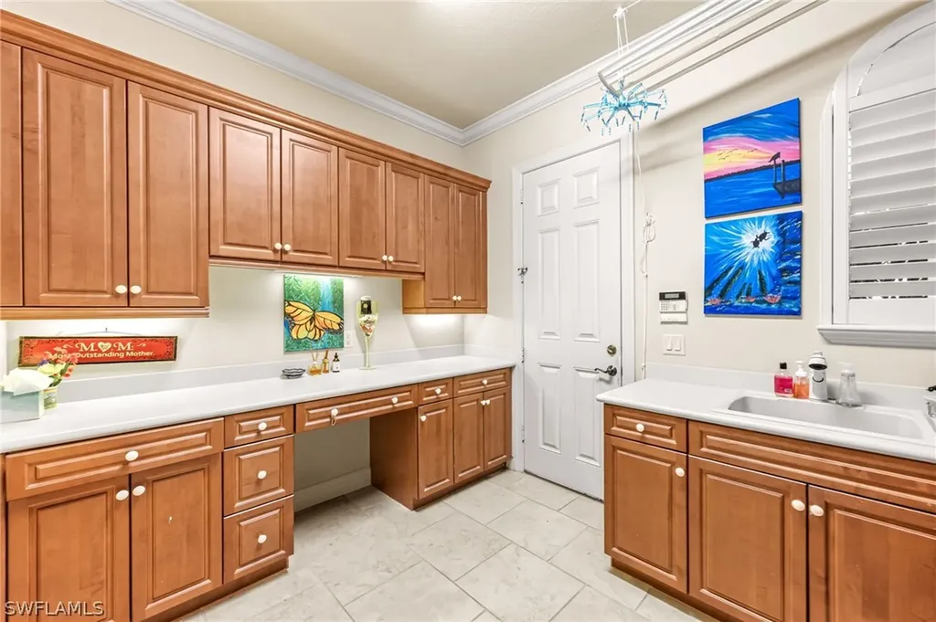 7615 Palmer Court Naples FL 34113
