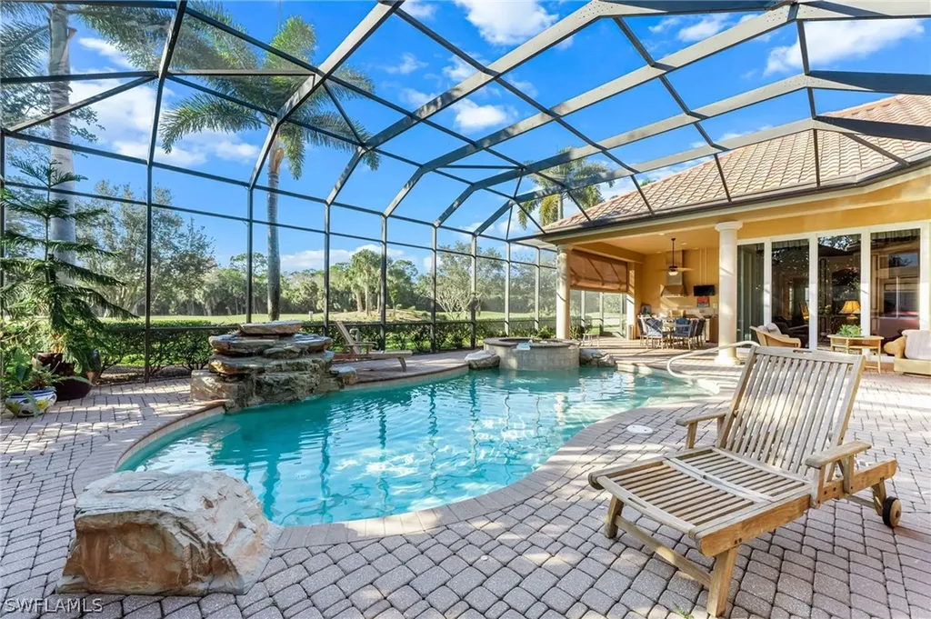 7615 Palmer Court Naples FL 34113